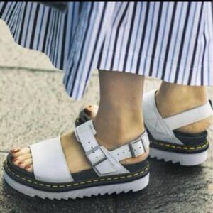 DR. MARTENS Voss White Leather Platform Sandals • Size 37 • Women